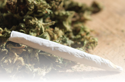 研究表明大麻与中年社会经济困难有关