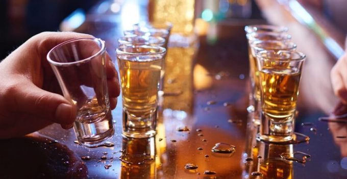 研究涉及饮酒量的压力，研究发现