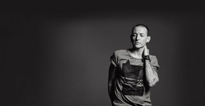 从瘾后恢复过年度，Linkin Park Lead Singer Dies